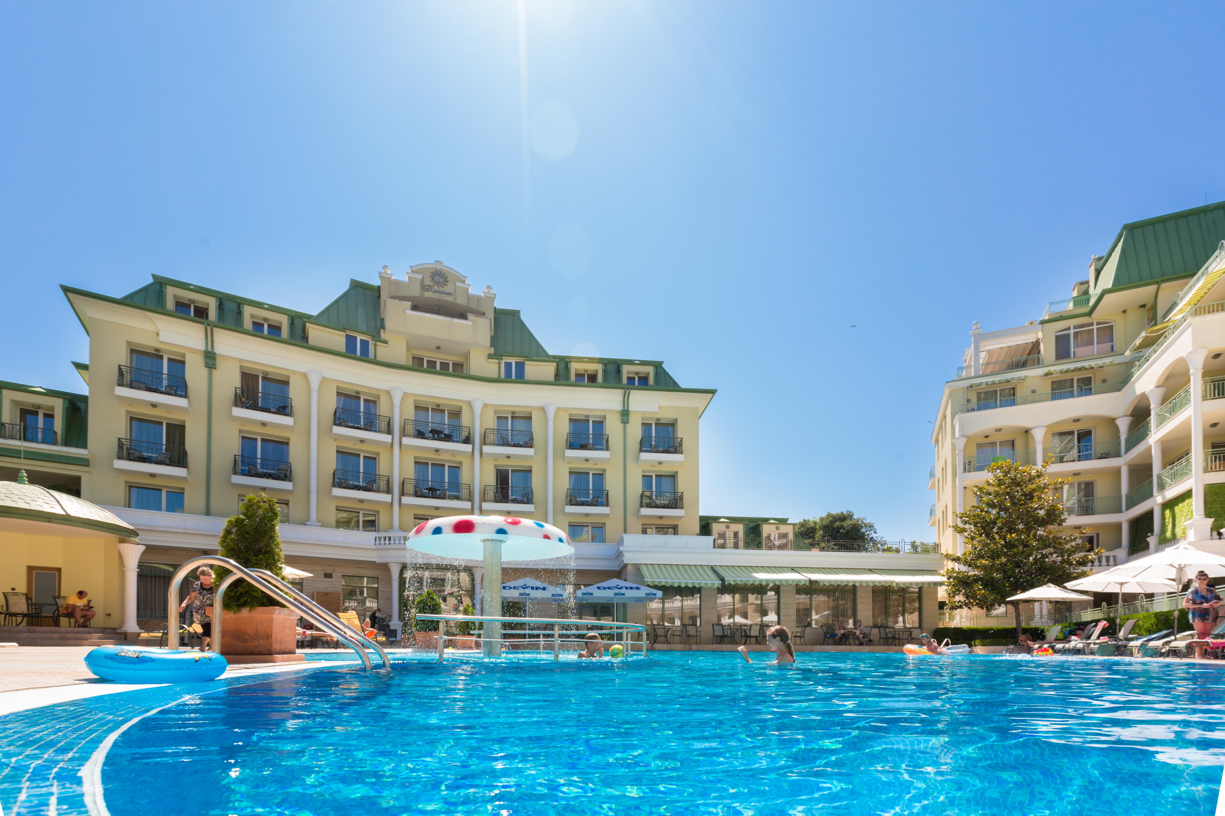 Romance Hotel And Family Suites Saints Constantine and Helena Exterior photo